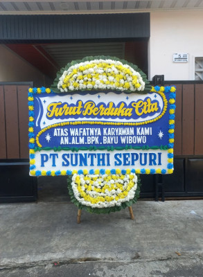 Papan Bunga Duka di Gunungjaya
